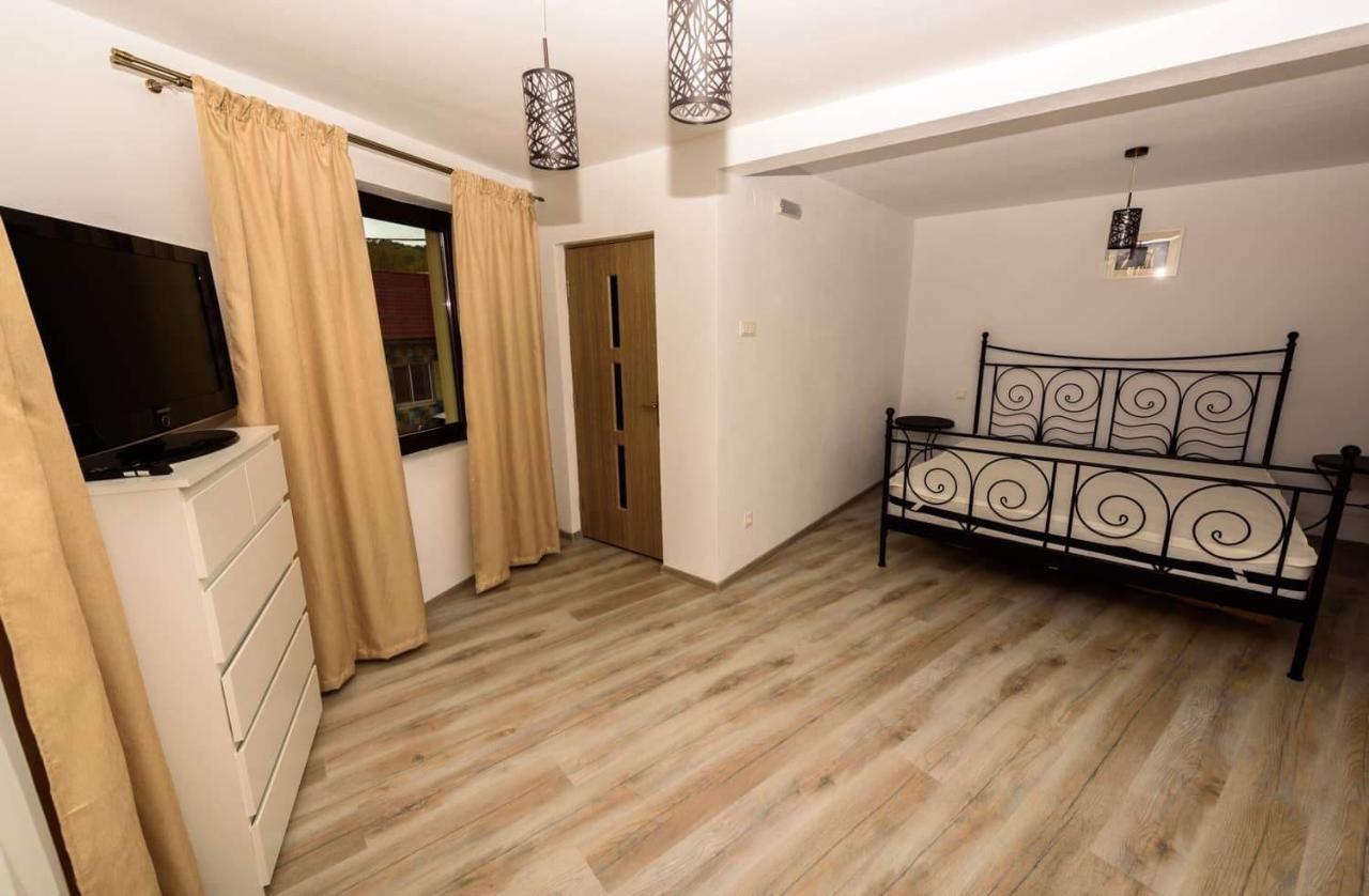 Ferienwohnung Casa Sky Orşova Exterior foto